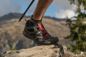Как правильно выбрать ботинки для похода в горы